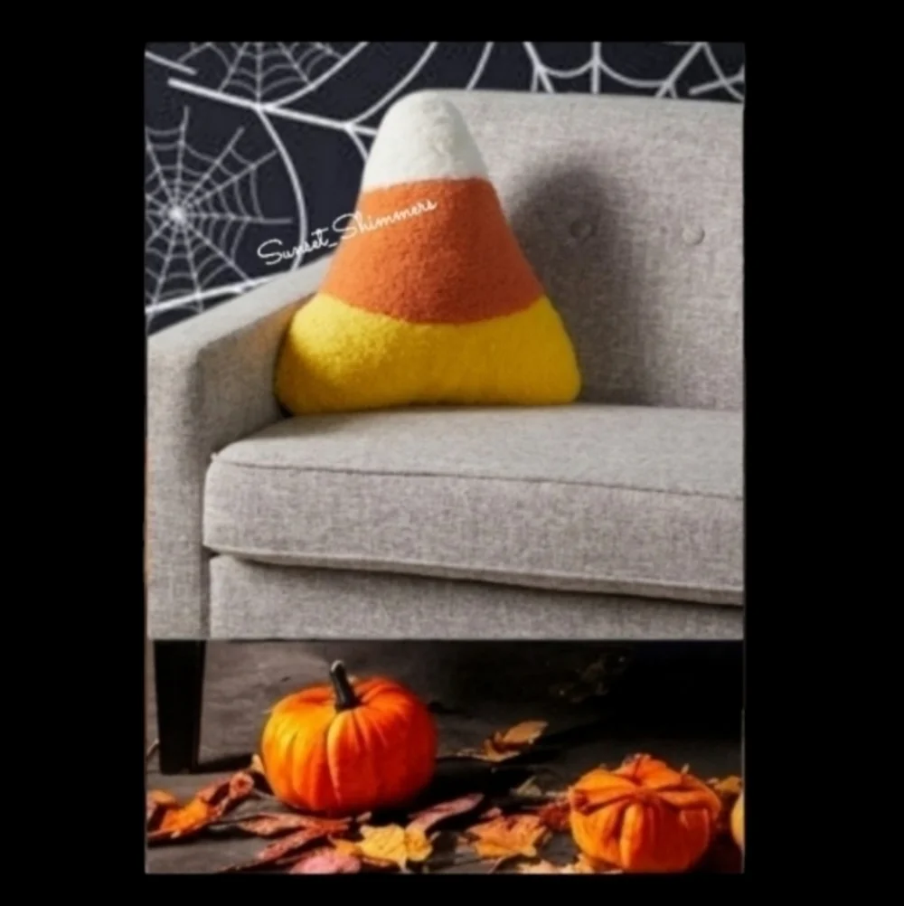 Halloween Candy Corn Decorative Tassel Blanket & Sherpa Throw Pillow Set New